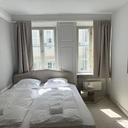 דירה 3br In Aa Location In Center
