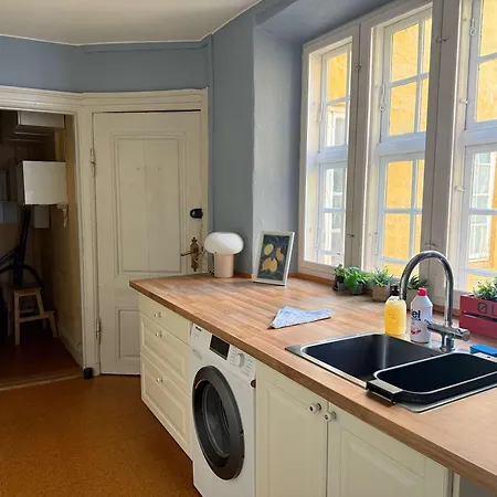 דירה 3br In Aa Location In Center